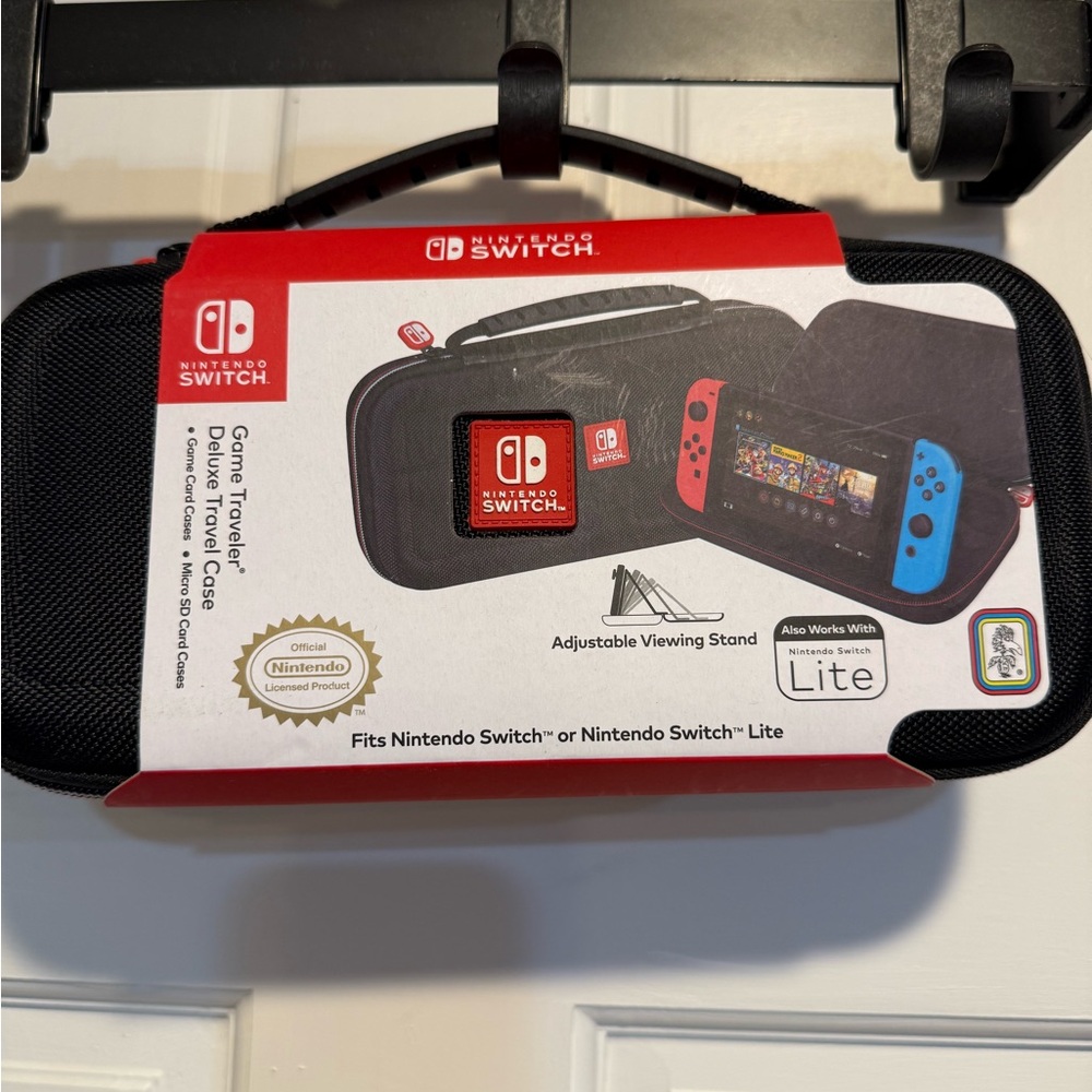 Nintendo Switch Game Traveler Deluxe Case - Black